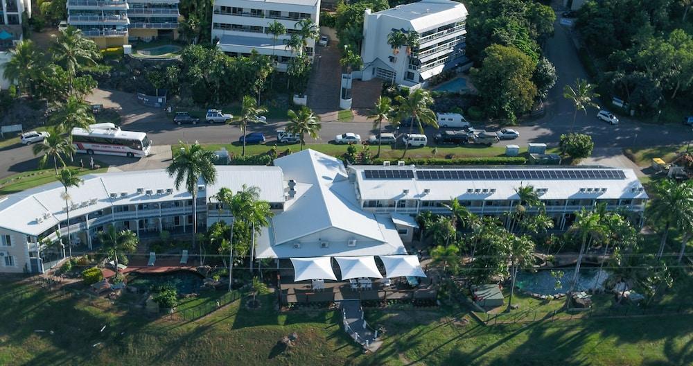 Colonial Palms Motor Inn Airlie Beach Ngoại thất bức ảnh