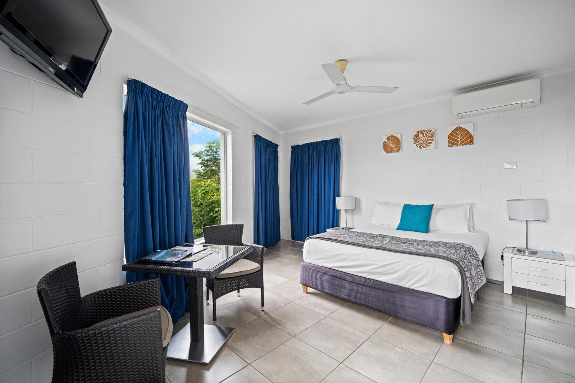 Colonial Palms Motor Inn Airlie Beach Ngoại thất bức ảnh