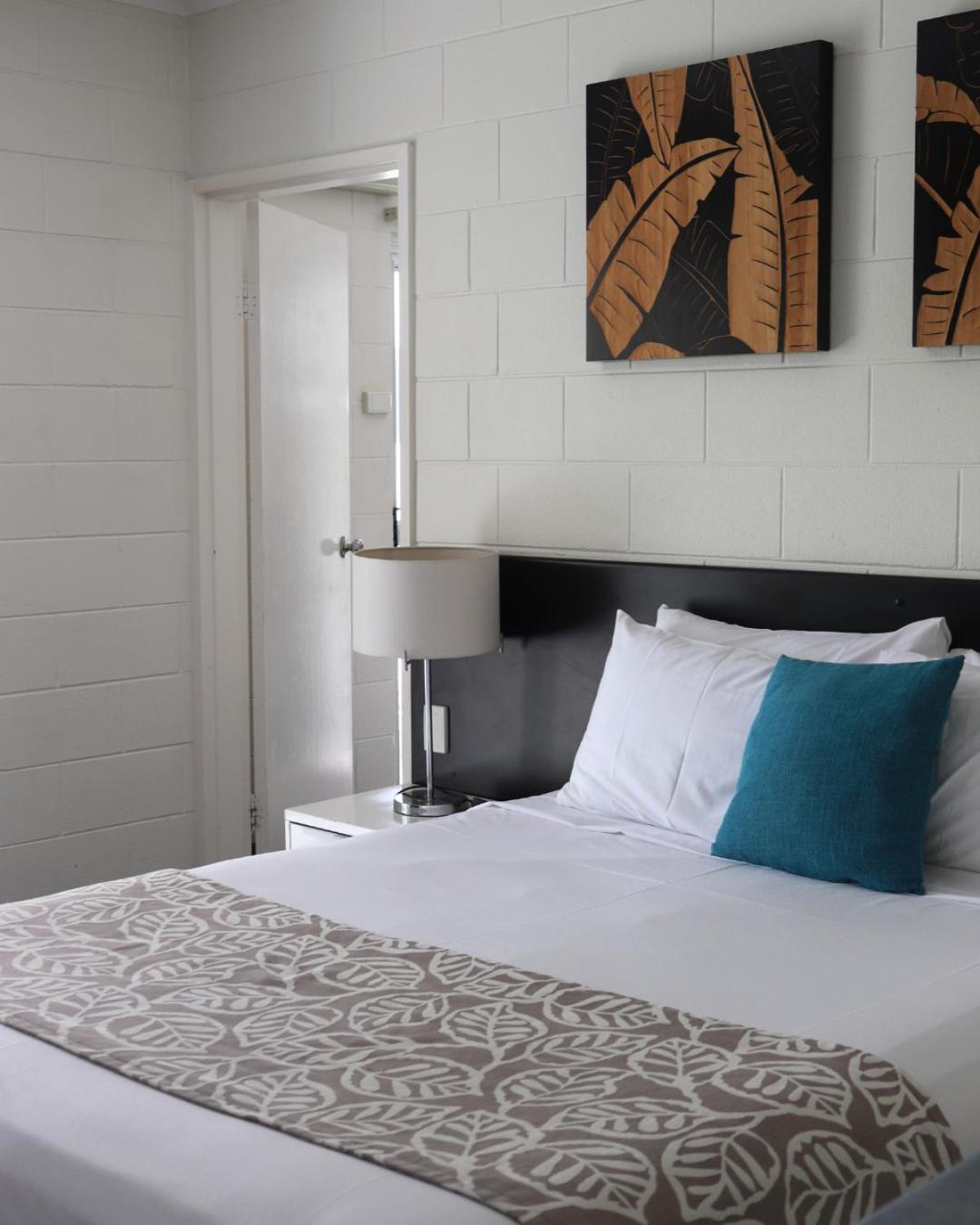 Colonial Palms Motor Inn Airlie Beach Ngoại thất bức ảnh
